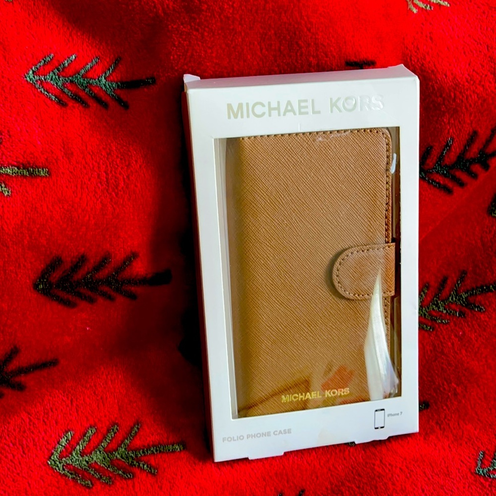 MK IPhone 7 Folio phone case